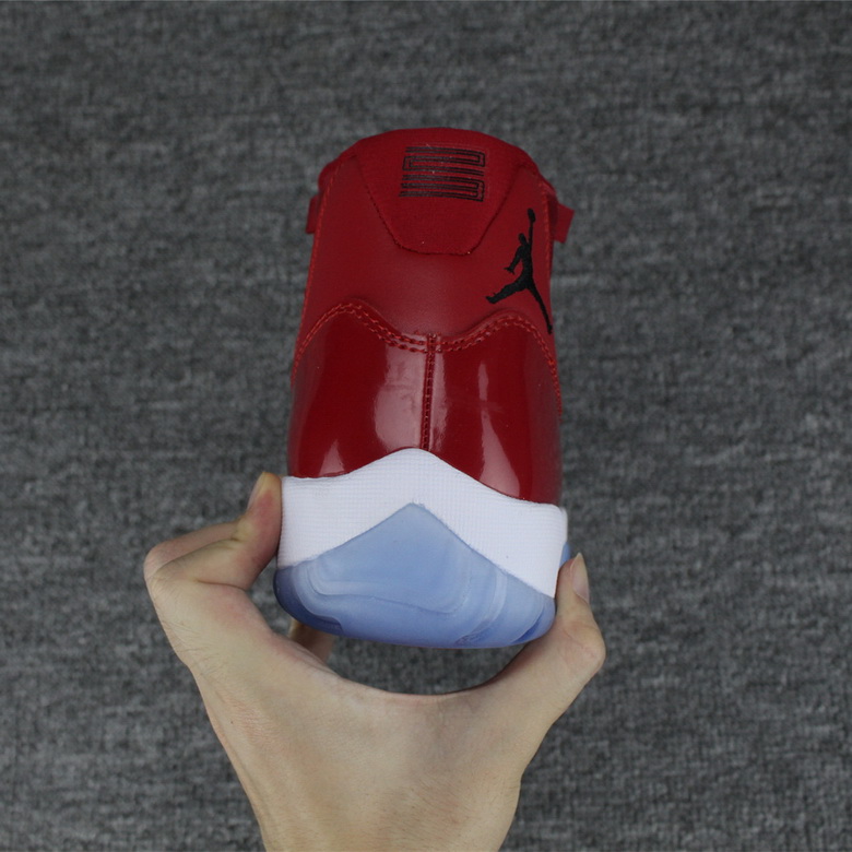 Air Jordan 11 Retro-083