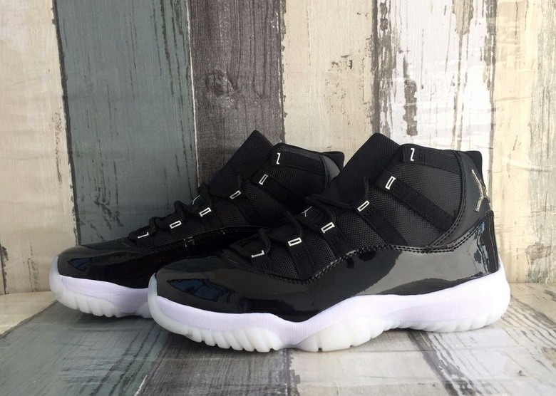 Air Jordan 11 Retro-097