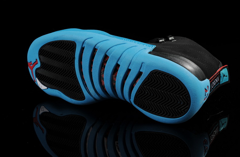 Air Jordan 12 Retro-023