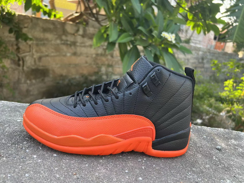 Air Jordan 12 Retro-085