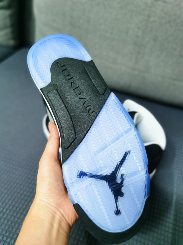 Air Jordan 5 Retro-012