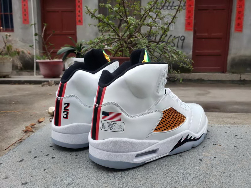 Air Jordan 5 Retro-041