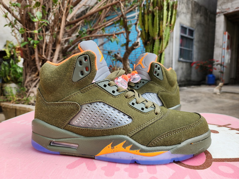 Air Jordan 5 Retro-046
