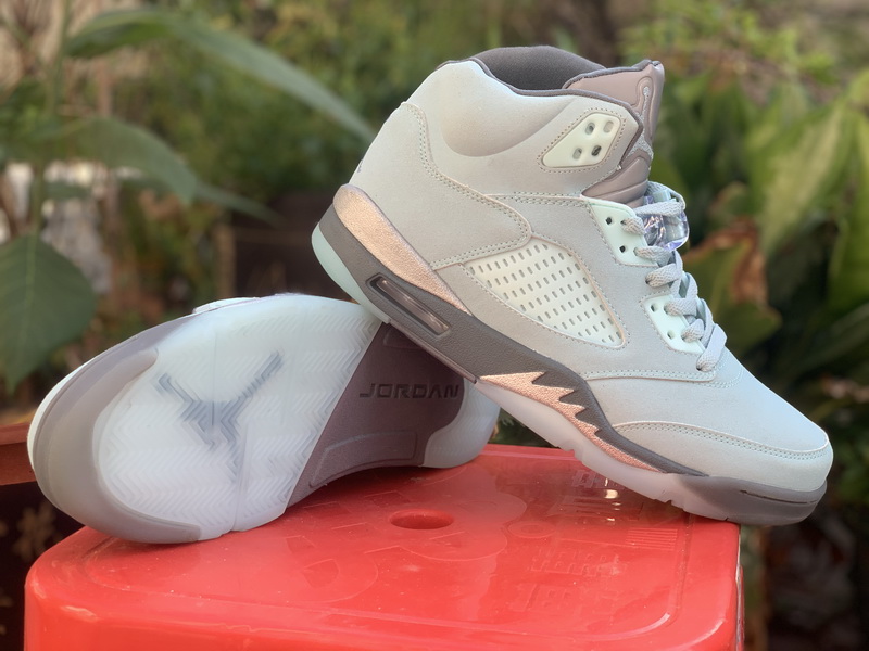 Air Jordan 5 Retro-085