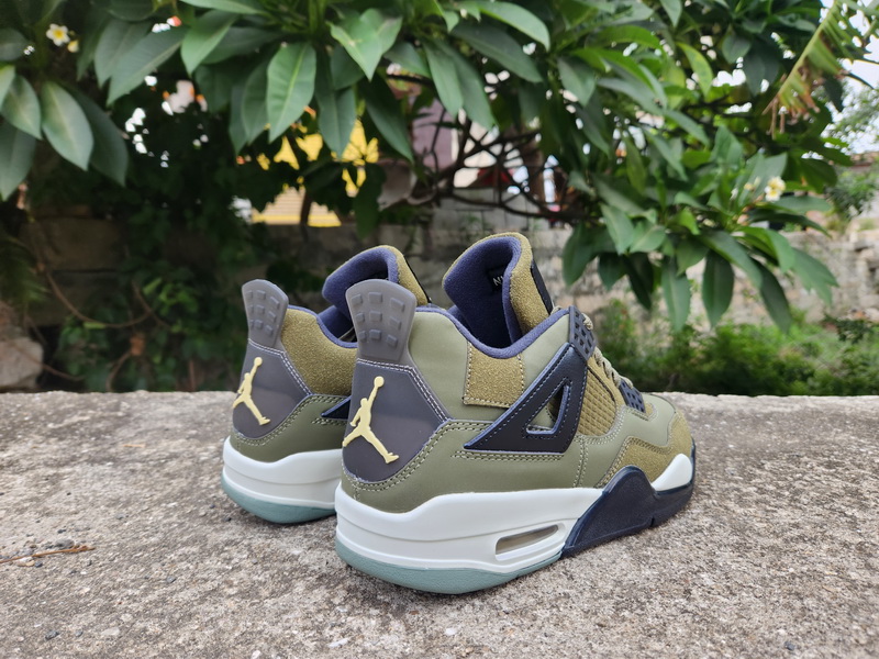 Air Jordan 4 Retro-072