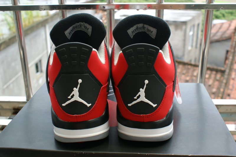 Air Jordan 4 Retro-136