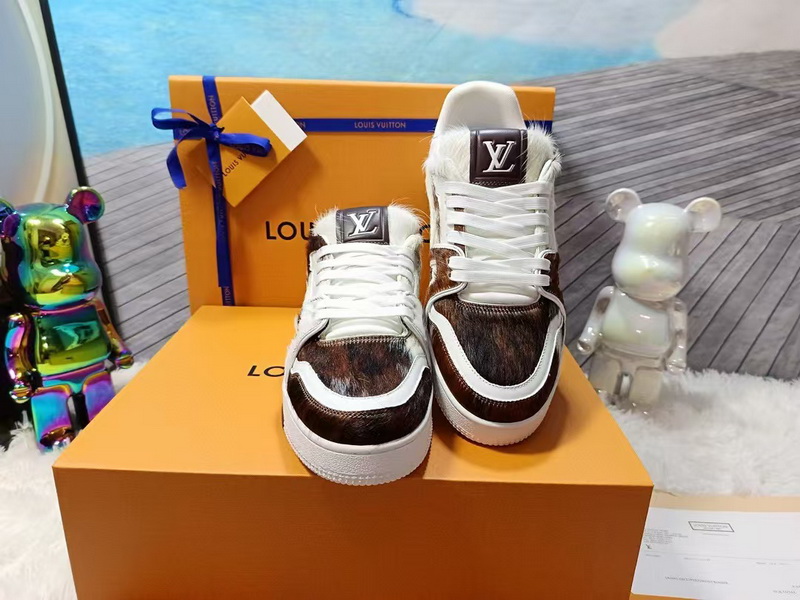 LV Shoes(AAA)-981