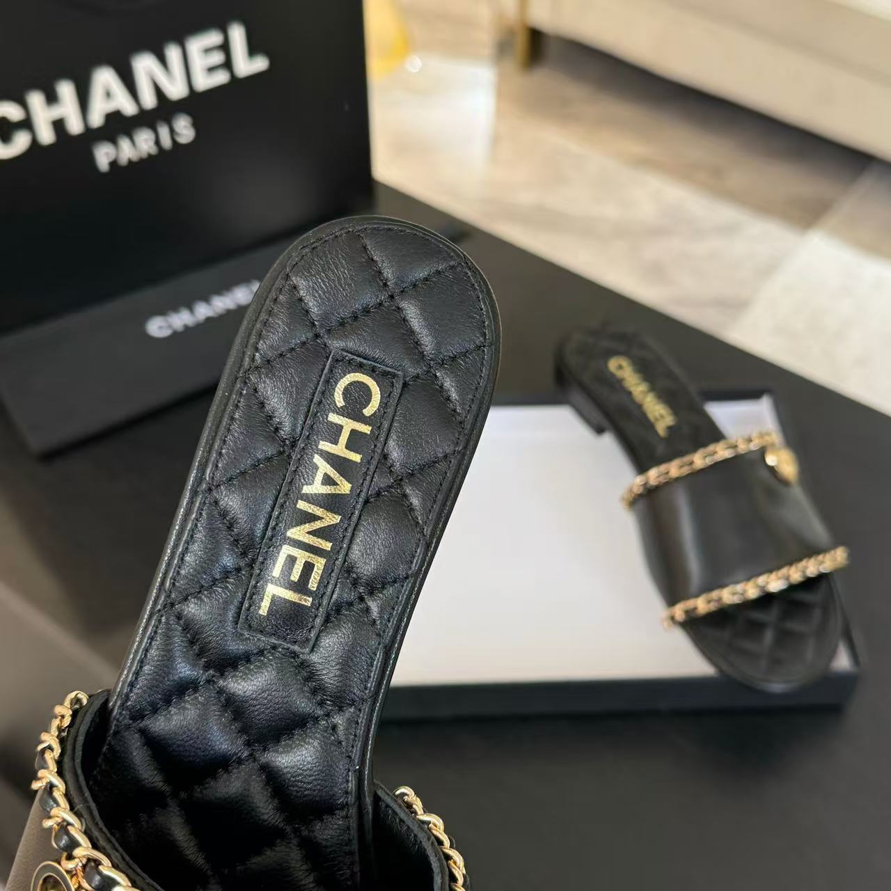 Ch*el slippers women(aaa)-019