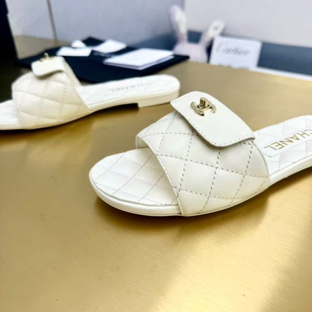 Ch*el slippers women(aaa)-012