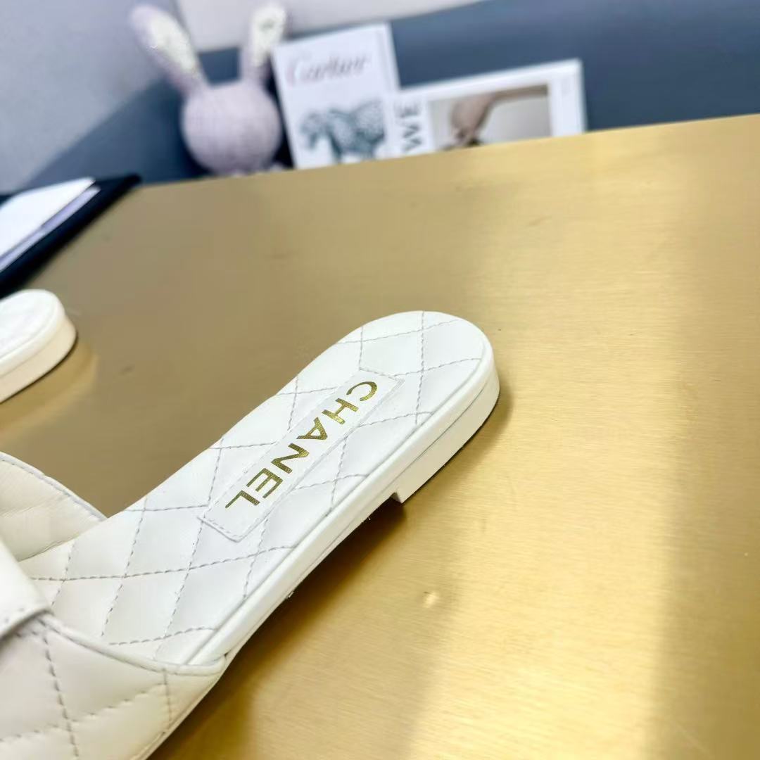 Ch*el slippers women(aaa)-012