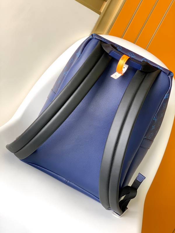 LV Backpack(AAA)-050