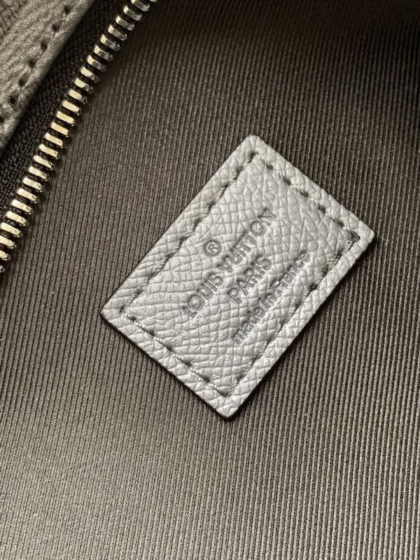 LV Backpack(AAA)-051