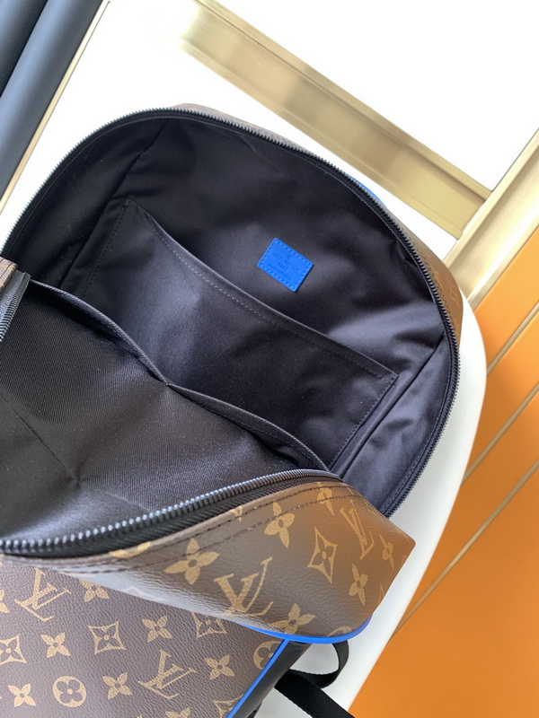 LV Backpack(AAA)-067