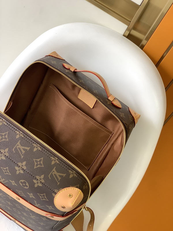 LV Backpack(AAA)-102