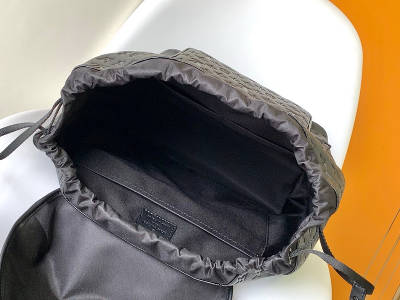 LV Backpack(AAA)-113