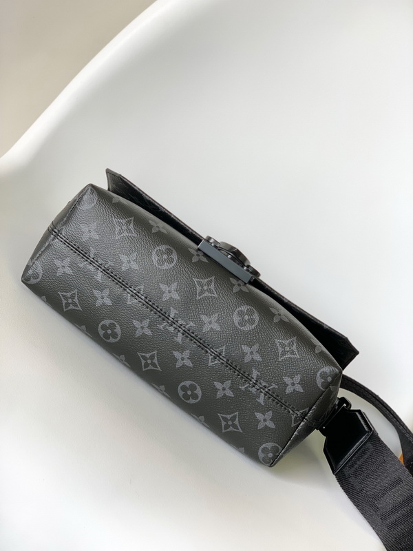 LV Handbags AAAA(Men)-156