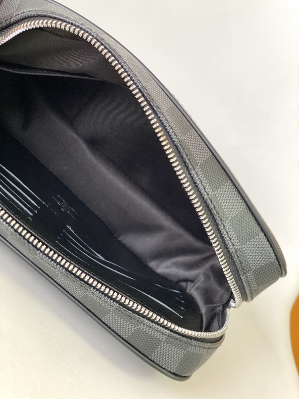 LV Handbags AAAA(Men)-168