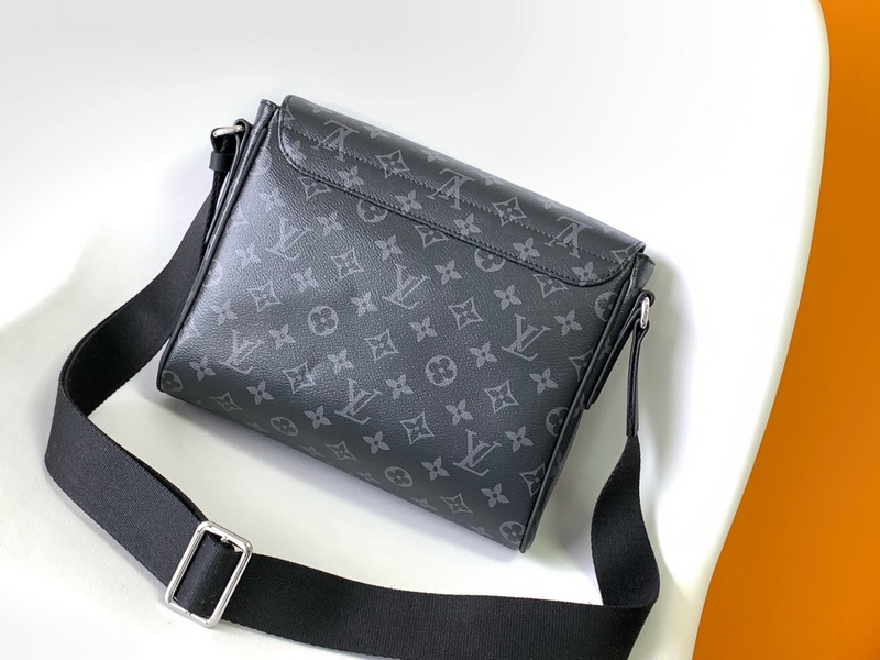 LV Handbags AAAA(Men)-176