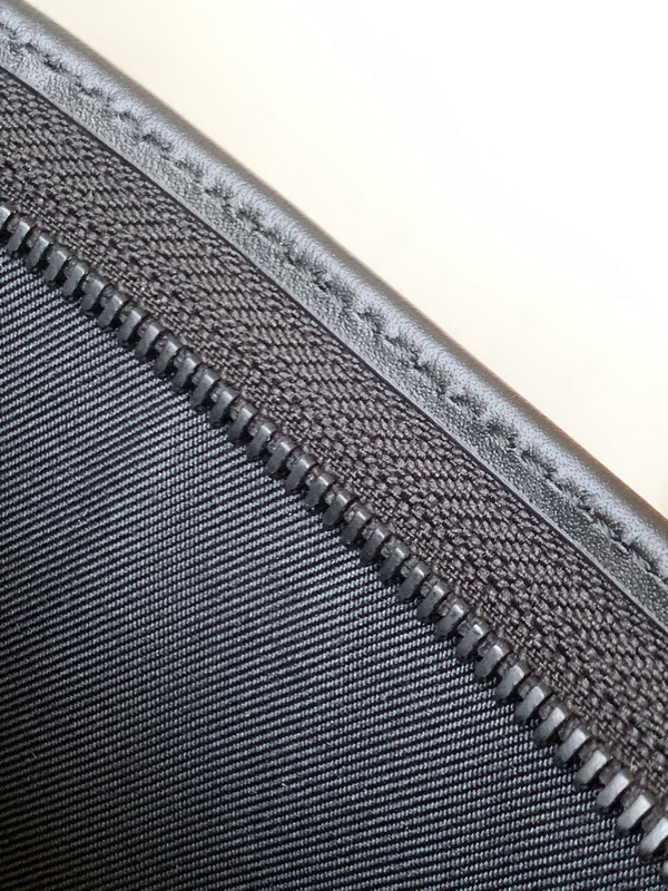 LV Handbags AAAA(Men)-181