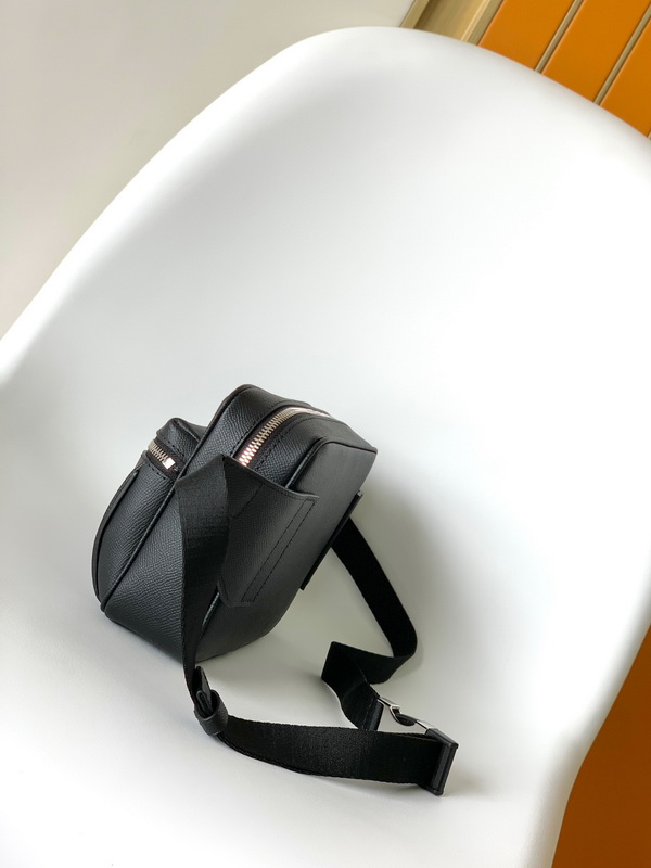 LV Handbags AAA(Men)-206