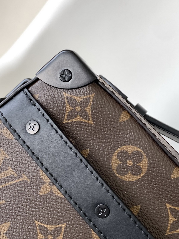 LV Handbags AAA(Men)-238
