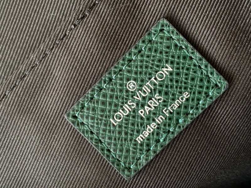 LV Handbags AAA(Men)-251