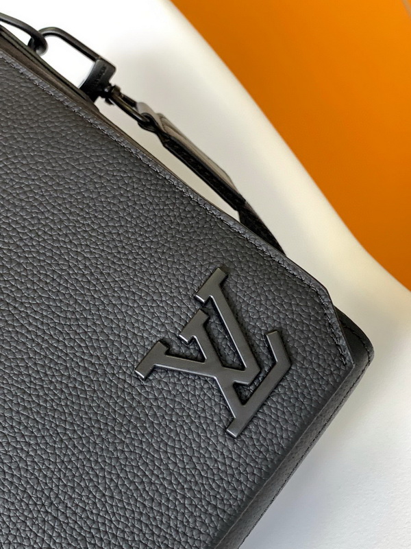 LV Handbags AAA(Men)-255