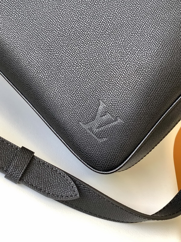 LV Handbags AAA(Men)-268