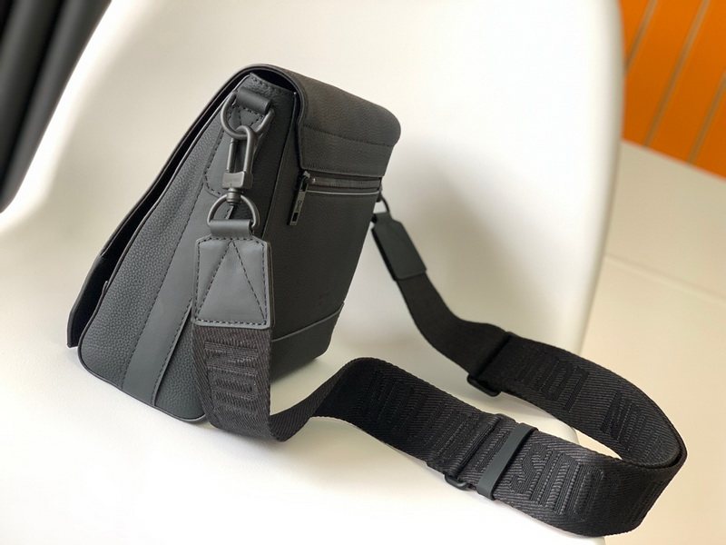 LV Handbags AAA(Men)-269