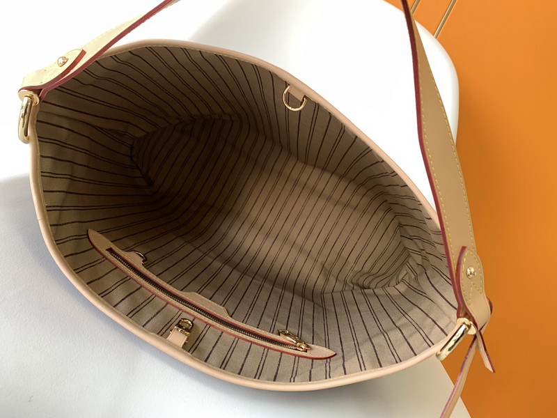 LV Handbags AAA(Women)-572