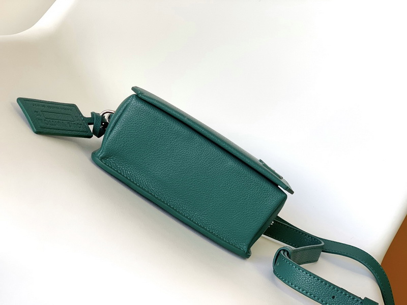 LV Handbags AAA(Women)-579