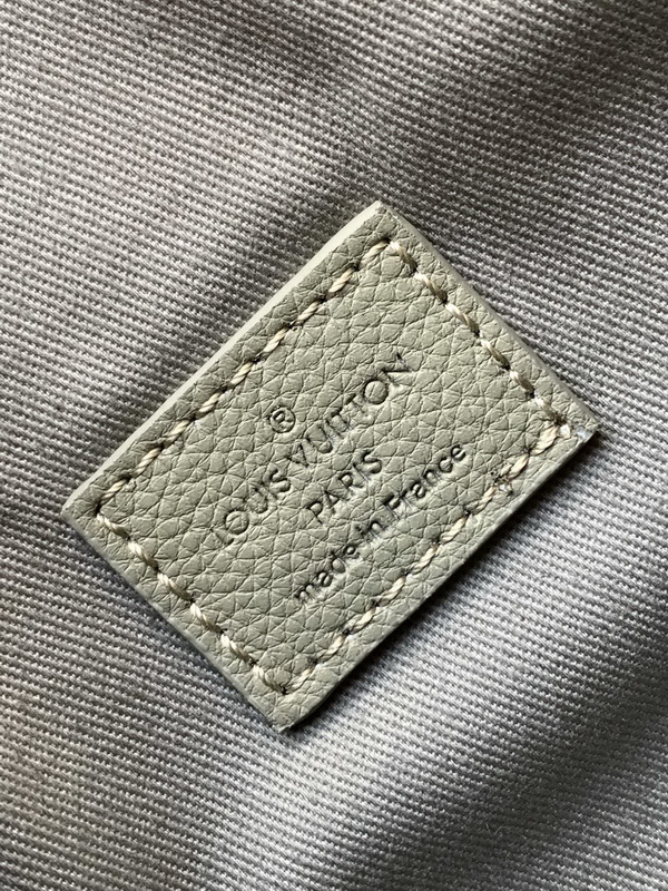 LV Handbags AAA(Women)-580