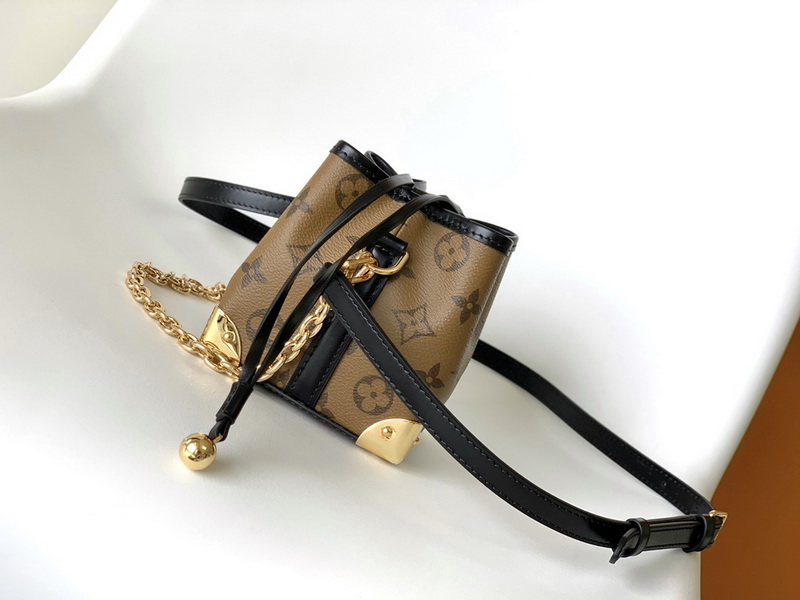 LV Handbags AAA(Women)-595