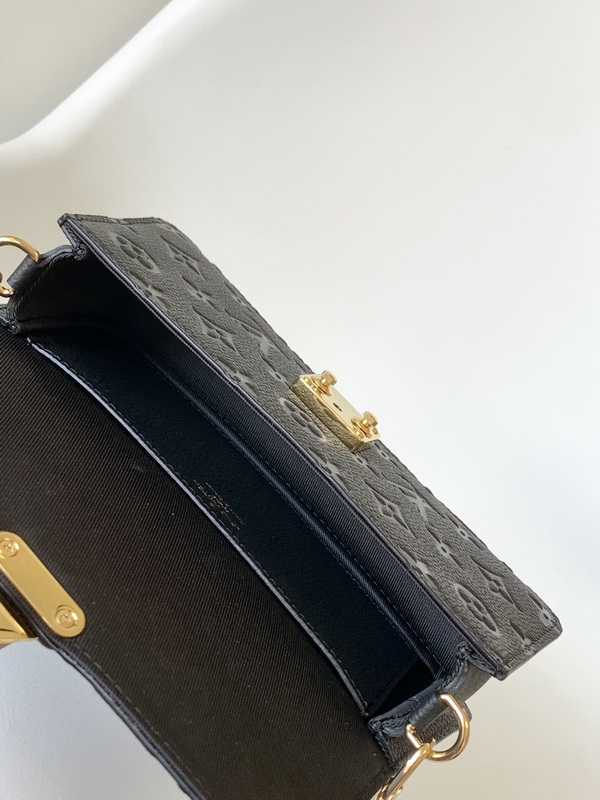 LV Handbags AAA(Women)-629