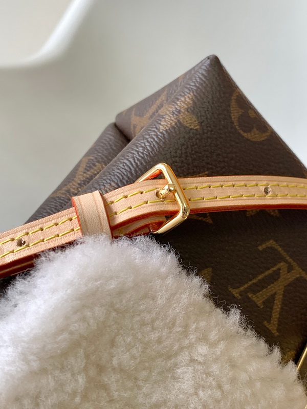 LV Handbags AAA(Women)-632