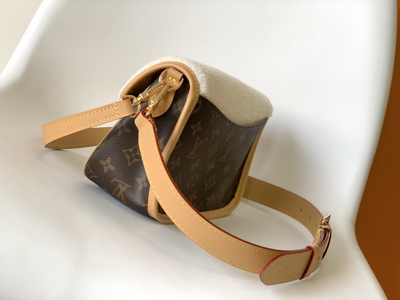 LV Handbags AAA(Women)-637