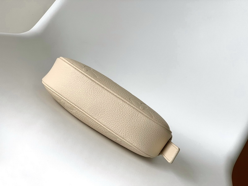 LV Handbags AAA(Women)-645