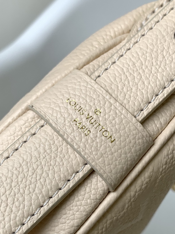 LV Handbags AAA(Women)-645