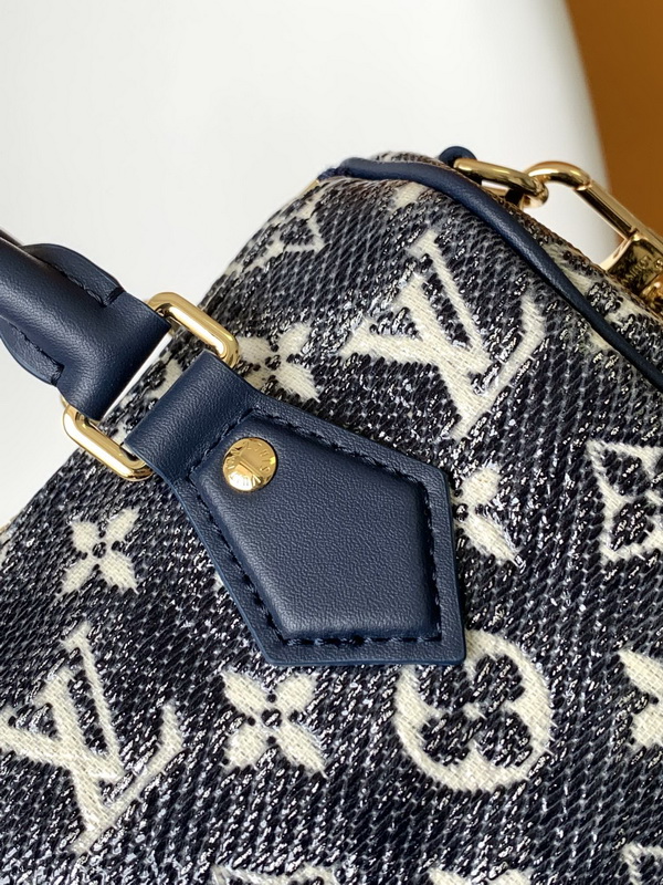 LV Handbags AAA(Women)-650