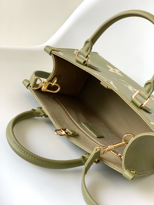 LV Handbags AAA(Women)-653