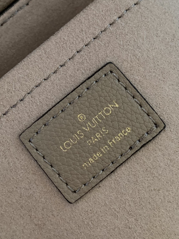 LV Handbags AAA(Women)-675