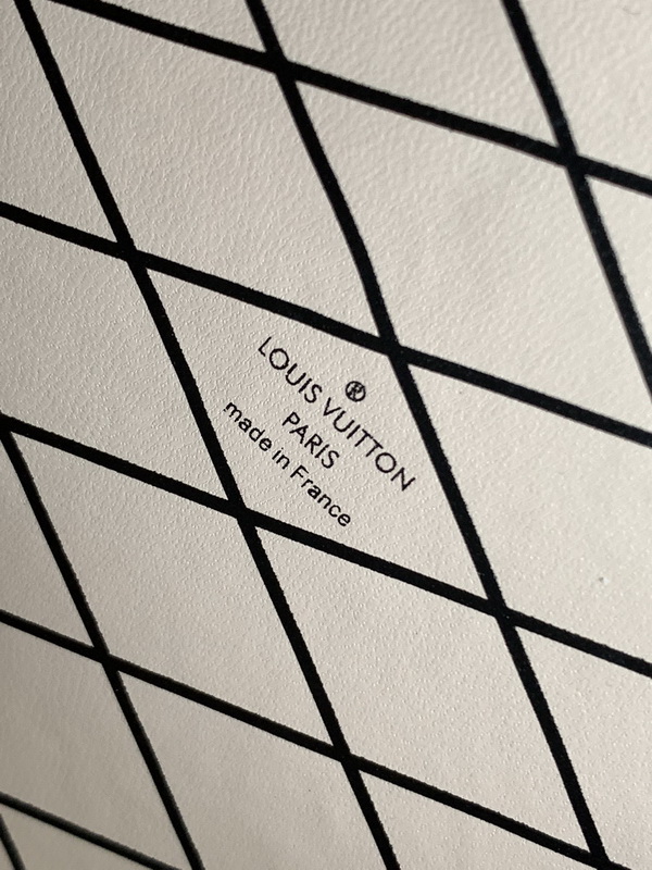 LV Handbags AAA(Women)-676