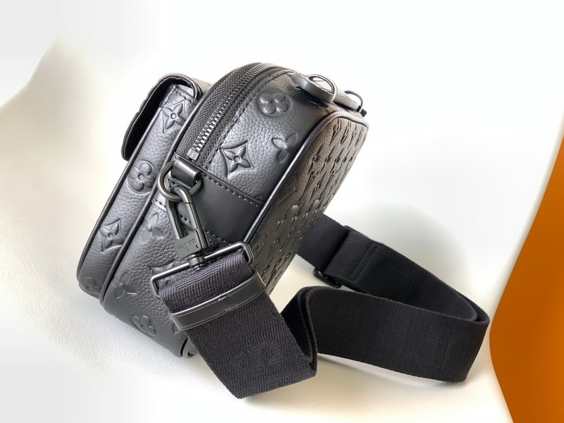 LV Handbags AAA(Women)-699