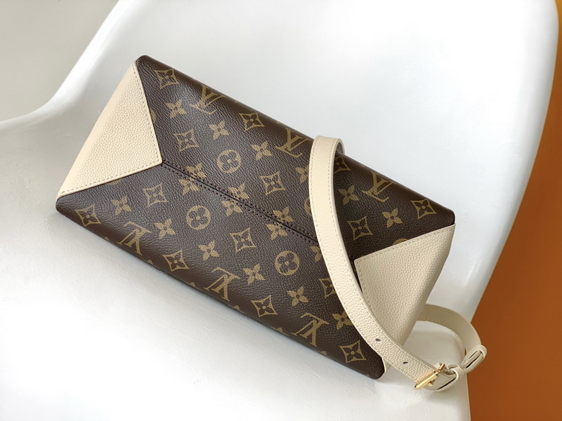 LV Handbags AAA(Women)-715