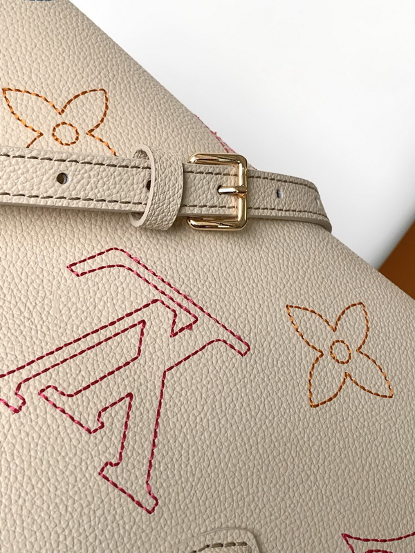 LV Handbags AAA(Women)-717