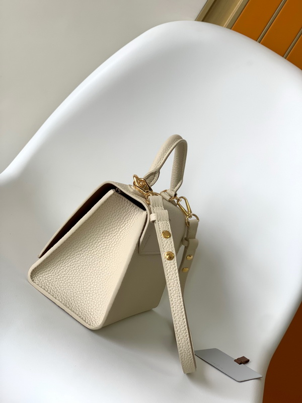 LV Handbags AAA(Women)-741