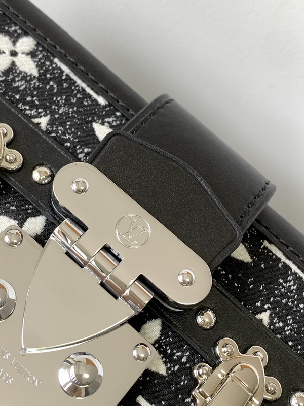 LV Handbags AAA(Women)-802