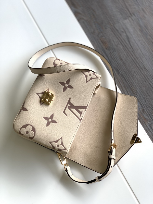 LV Handbags AAA(Women)-810