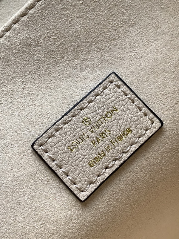 LV Handbags AAA(Women)-810