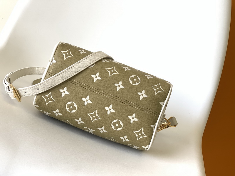LV Handbags AAA(Women)-815